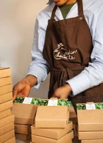 Mise en boîte par des personnes issues de l'insertion professionnelle