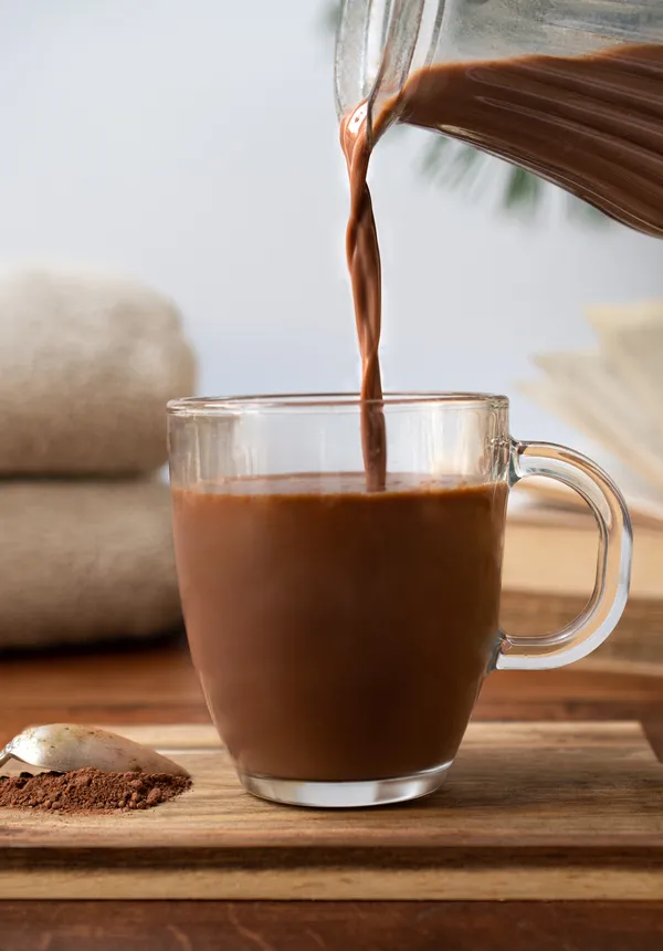 MJC - chocolat chaud coriandre lifestyle (c) The Caci Corner.webp
