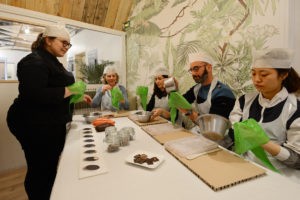 Photo d'un atelier de fabrication de chocolat