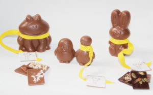 Petits amis de Pâques au lait