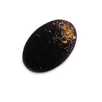 chocolat individuel chocolat noir 70% d'equateur fourré avec du praliné au maïs